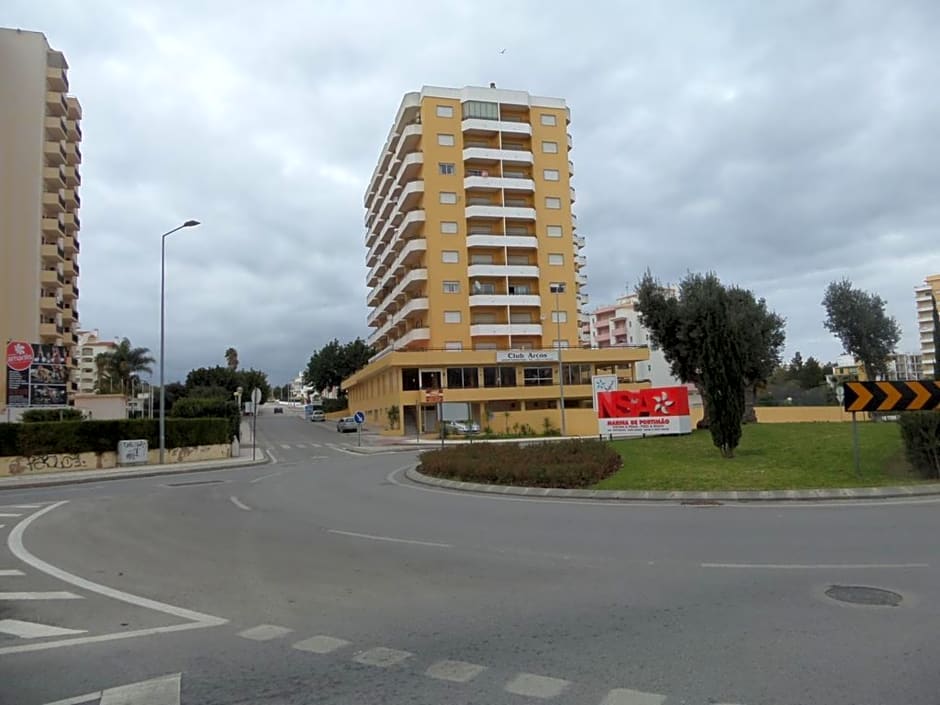 Clube dos Arcos – Praia da Rocha, AZ