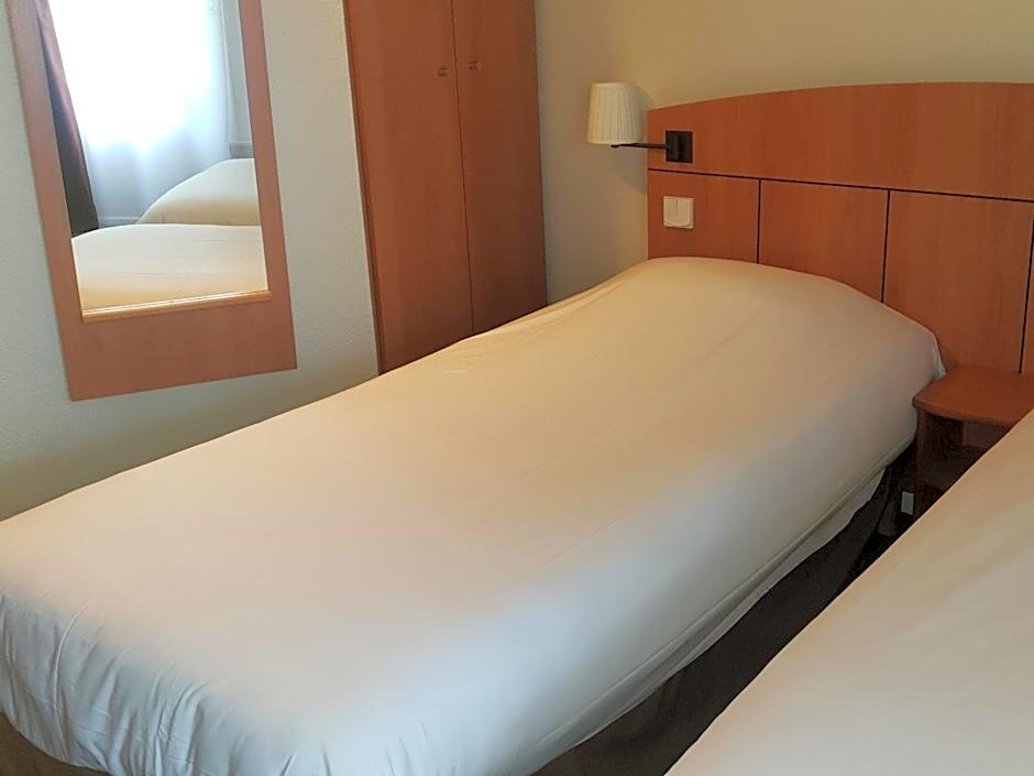 Kyriad Montargis - Amily