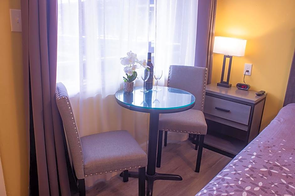 Carmel Wayfarer Inn