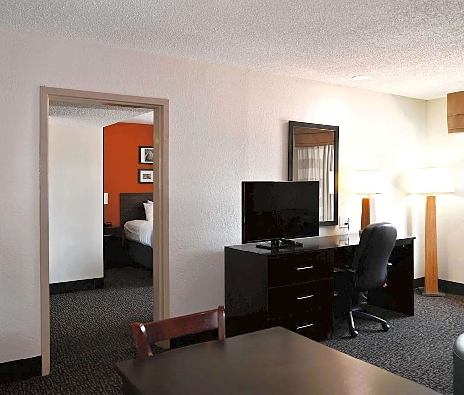 Sleep Inn & Suites Spring Lake - Fayetteville near Fort Bragg