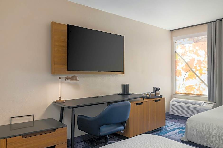 Fairfield by Marriott Inn & Suites Clinton