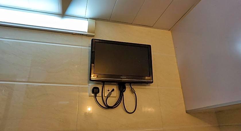 Maple Leaf Guest House