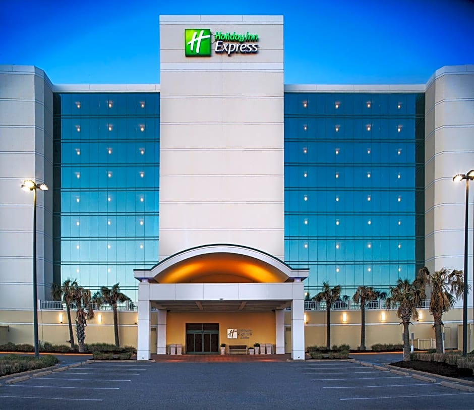 Holiday Inn Express & Suites VA Beach Oceanfront by IHG
