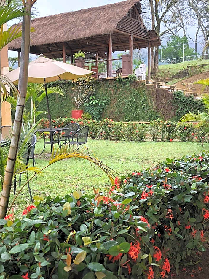Hotel Vista Verde