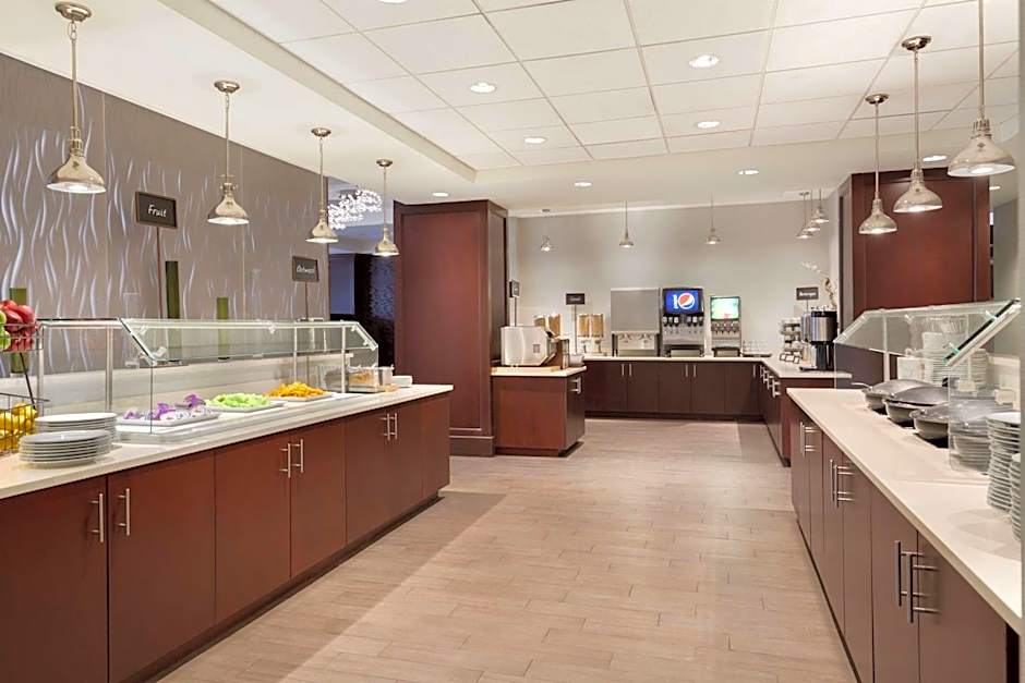 Embassy Suites By Hilton Boston Waltham