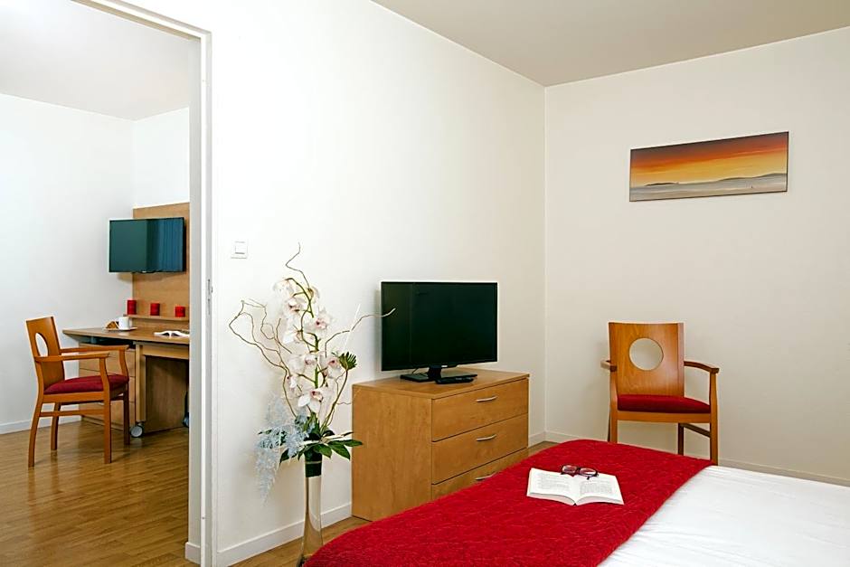 Sejours and Affaires Rennes Villa Camilla
