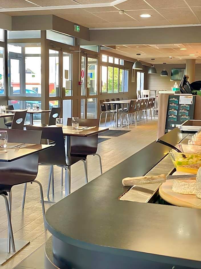 Kyriad Le Blanc-Mesnil