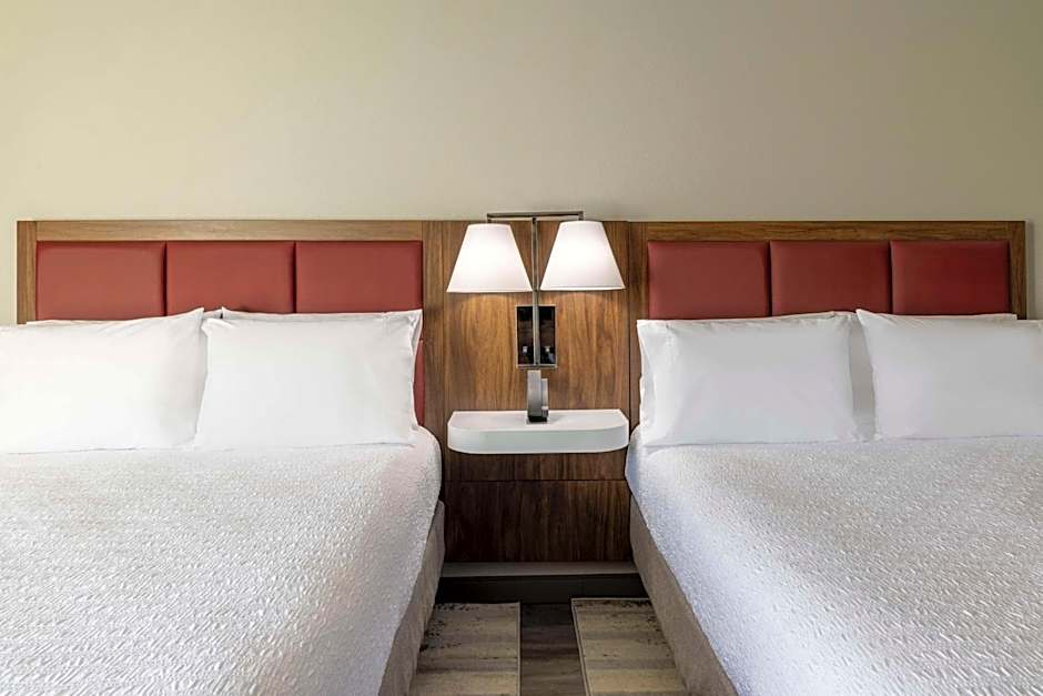 Hampton Inn By Hilton Athens