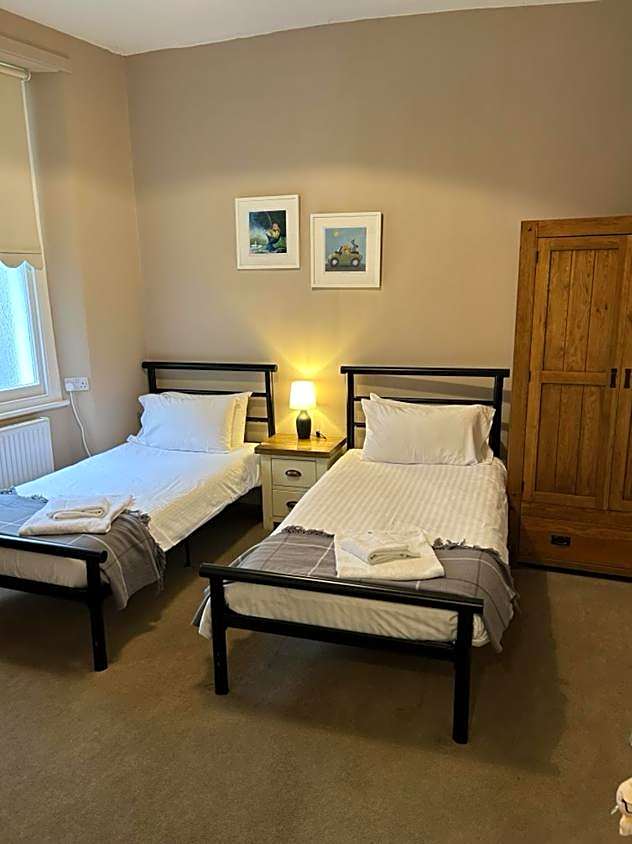 Photo 1 of 6 of 2 Beds