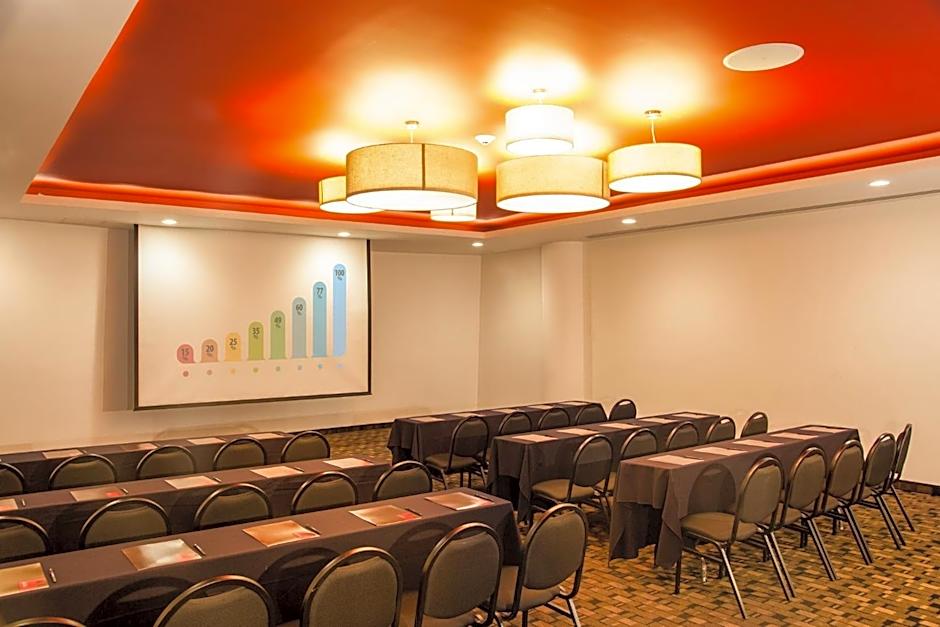 Fiesta Inn Queretaro Centro Sur