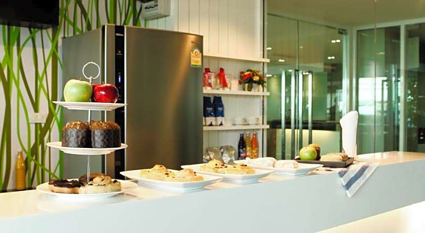 Crystal Suites Suvarnabhumi Airport