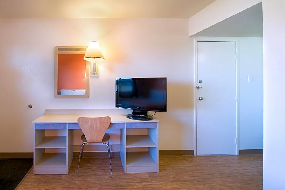 Motel 6-Pendleton, OR