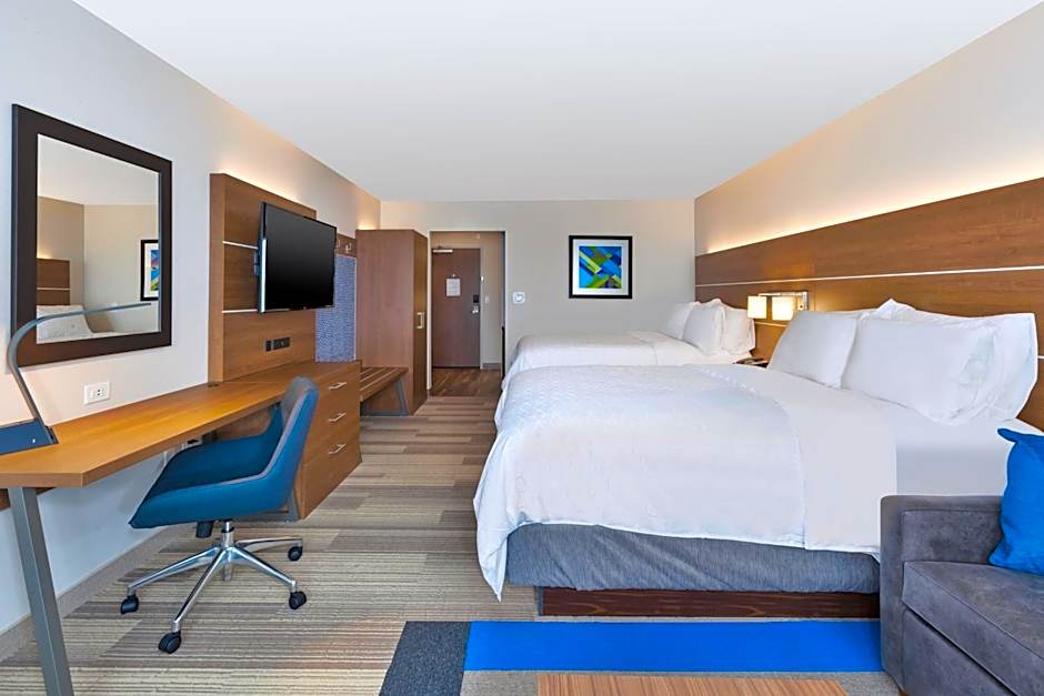 Holiday Inn Express and Suites Eau Claire West I-94 By IHG