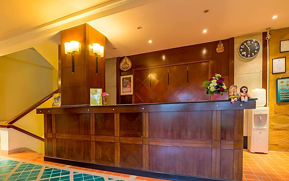 Krabi City Seaview Hotel