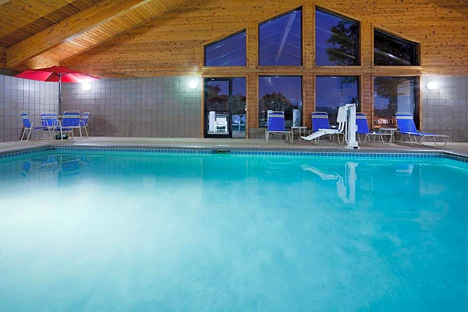 AmericInn by Wyndham Red Wing