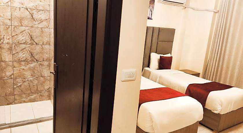 Golden Hotel