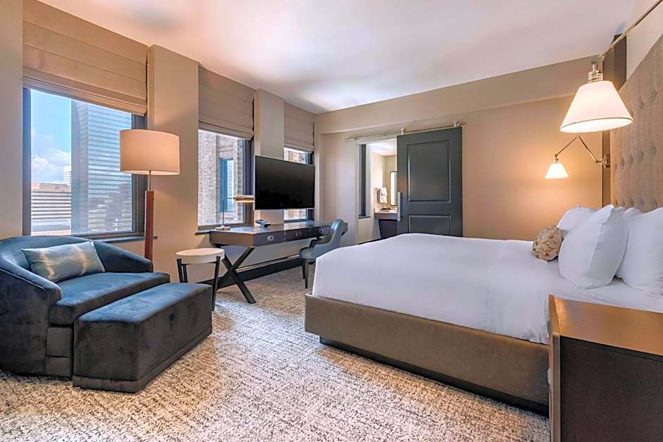 Cambria Hotel Houston Downtown Convention Center