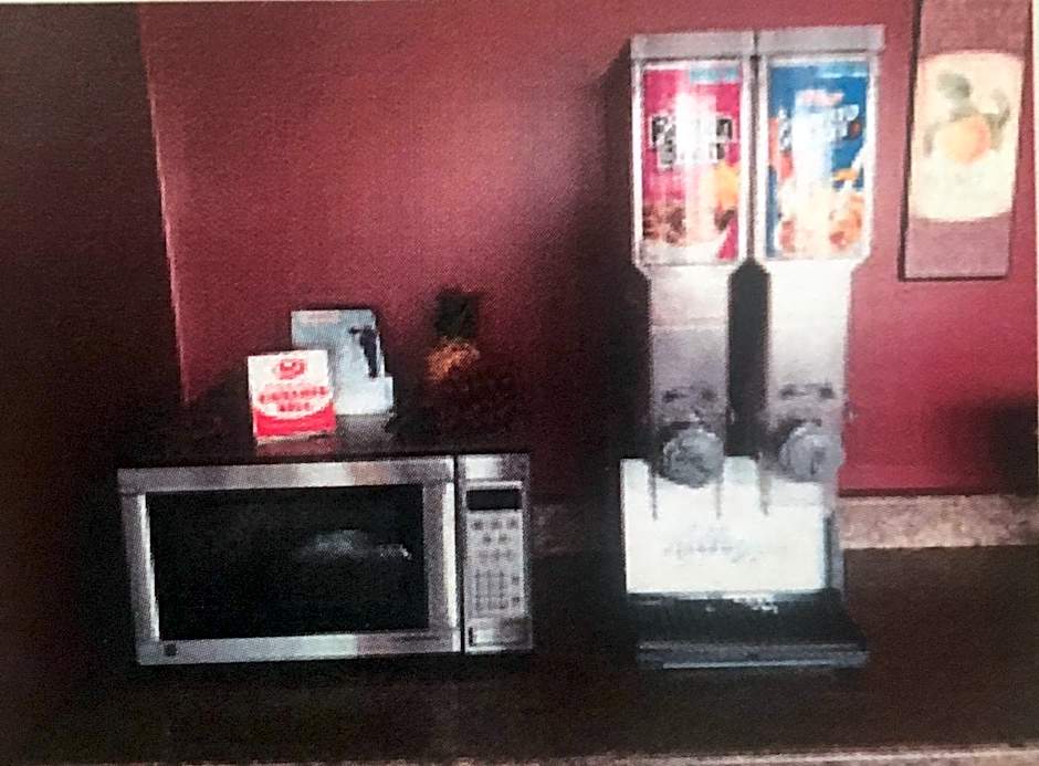 Super 8 by Wyndham New Castle