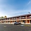 Econo Lodge Inn & Suites Kalispell - Glacier National Park Gateway