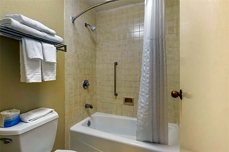 Best Western Hickory