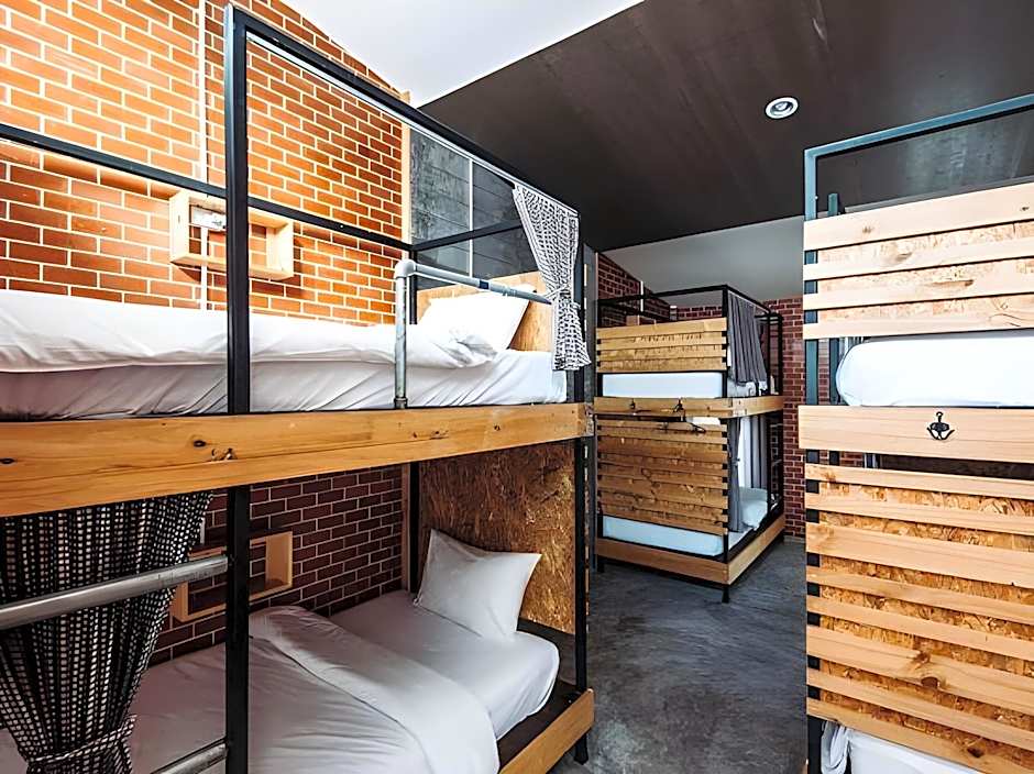 ChillHub Hostel