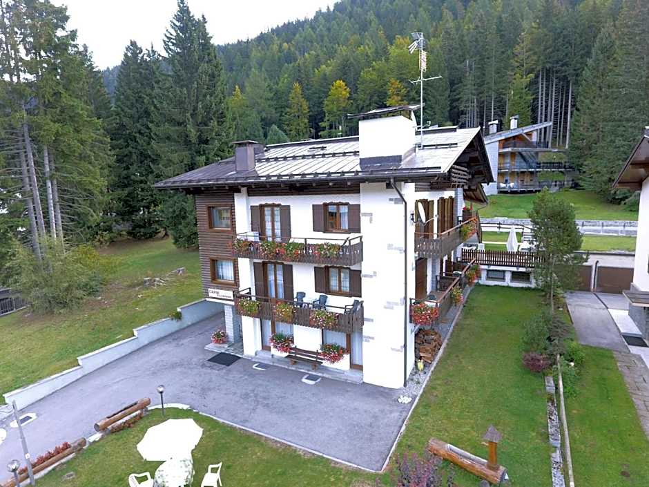 Garnì BUCANEVE