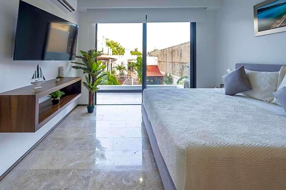 Cozy Studio Pool and Roof Lounge Beach 5 Blocks