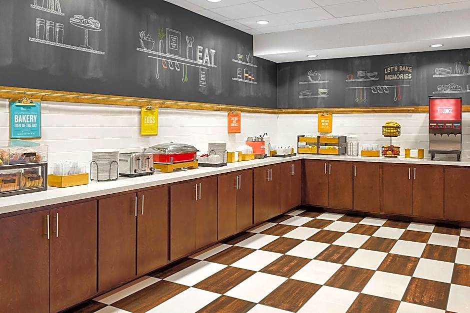 Hampton Inn By Hilton And Suites Ridgecrest