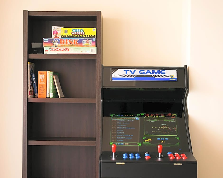 Zhongxiao Fuxing Sogo 3B2b 2 Min to MRT