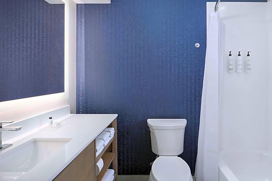 Fairfield by Marriott Inn & Suites Durham