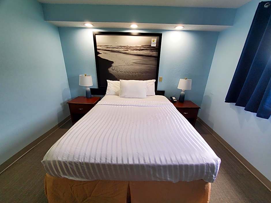 Coastal Inn & Suites