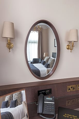 CLASSIC DOUBLE ROOM