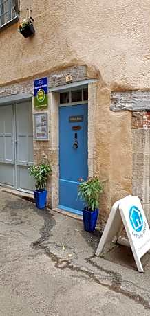 La Porte Bleue