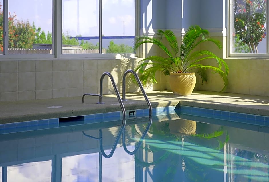 Country Inn & Suites by Radisson, Orangeburg, SC