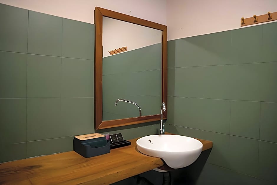 Room V @ Jalan Sultanah