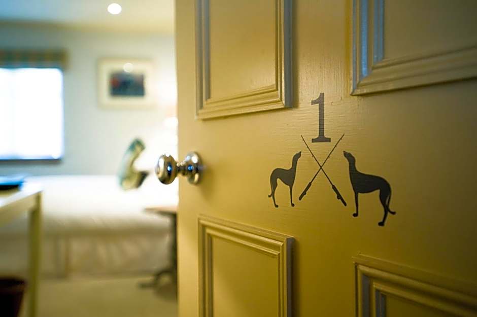 The Greyhound on the Test Hotel