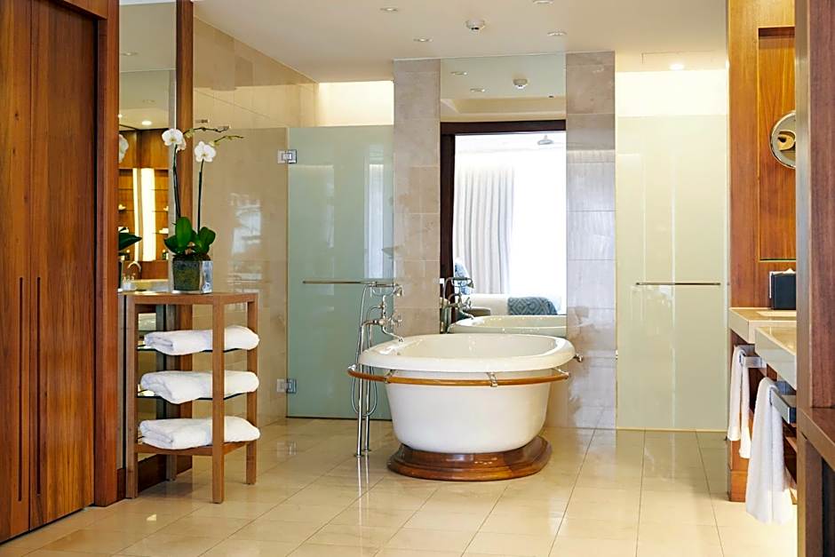 Photo 1 of 1 of 1 Bedroom Suite, Lagoon View