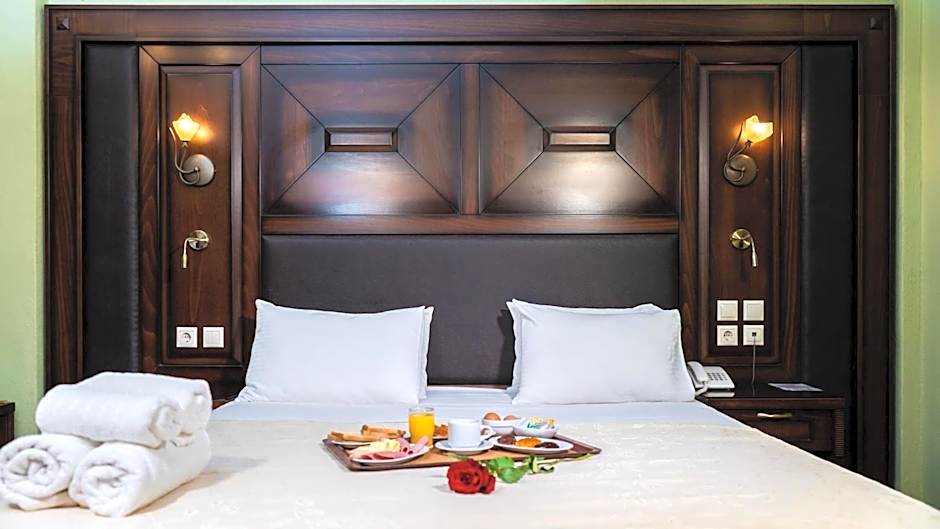 Photo 1 of 11 of 1 Double Bed or 2 Beds, View