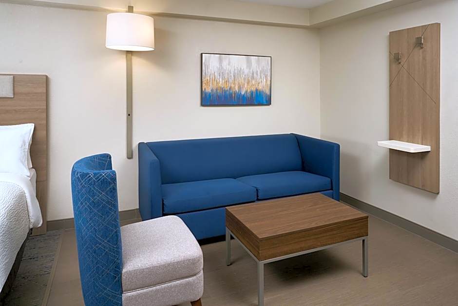 Holiday Inn Express Hotel & Suites Kendall East-Miami By IHG