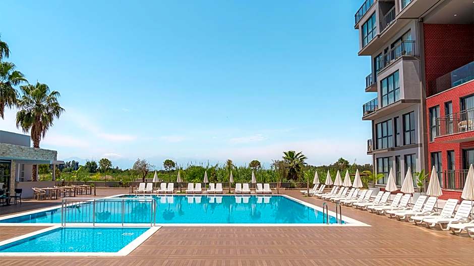 Laristone Suite Spa Hotel