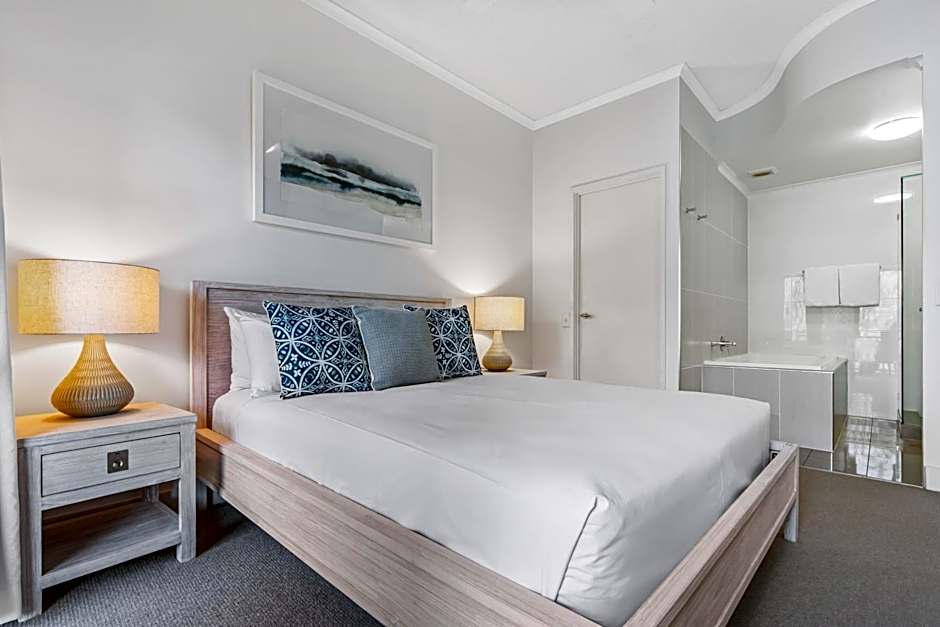 Mirra Chana Beachfront Apartments Mooloolaba