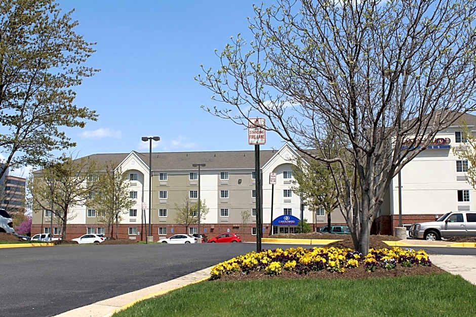 Photo 1 of 40 of Candlewood Suites Washington-Dulles Herndon by IHG