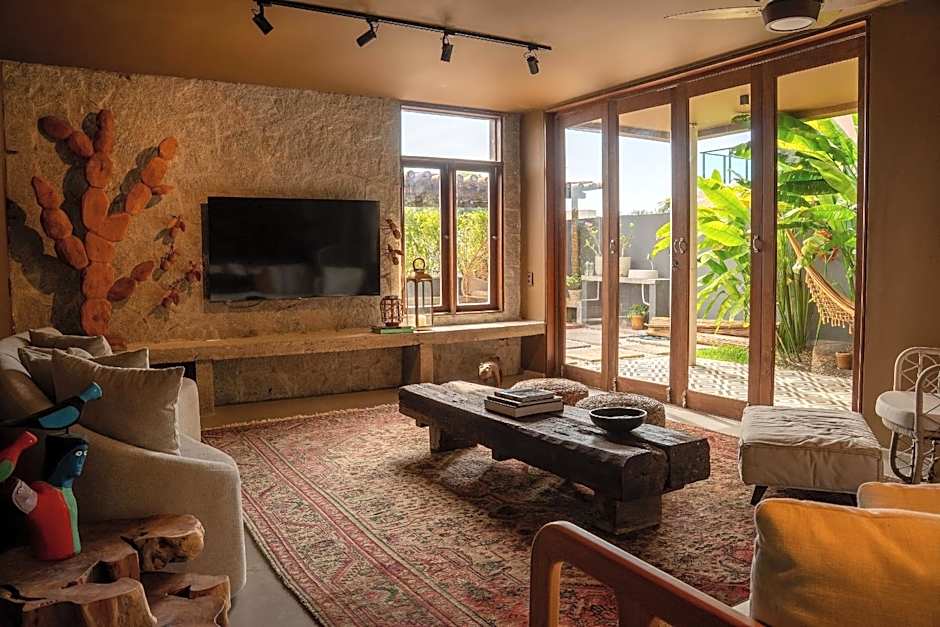 Casa com Ofurô, Piscina Aquecida e Cozinheira