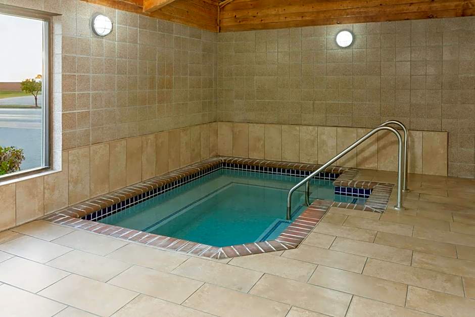 AmericInn by Wyndham Plymouth