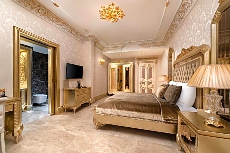 Royal Suites  