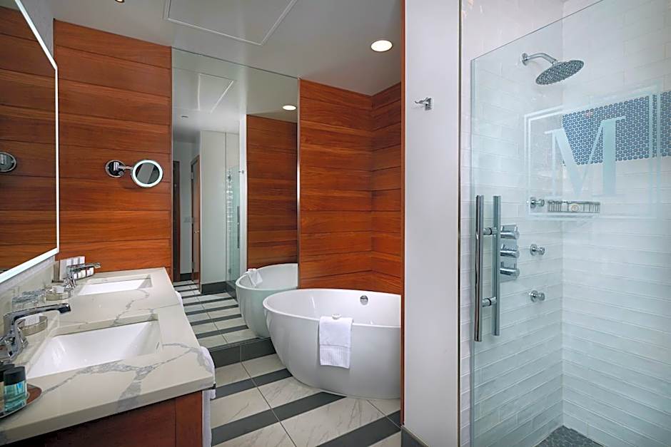 The Merrill Hotel, Muscatine, a Tribute Portfolio Hotel