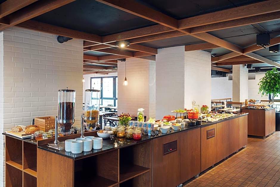 Hotel Almond Business & SPA