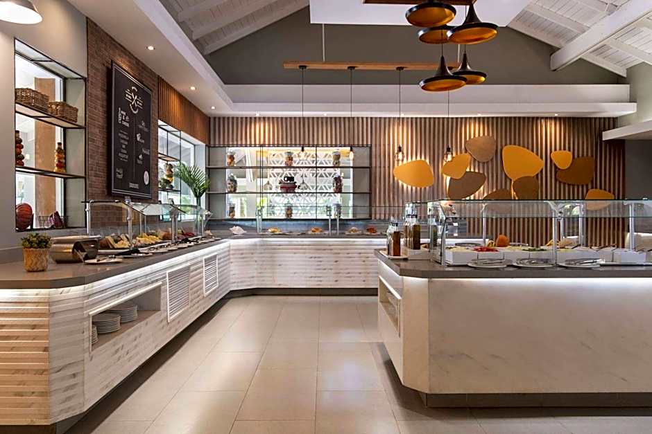 Wyndham Alltra Samana All Inclusive Resort