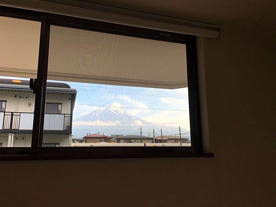 Fuji scenic house 73