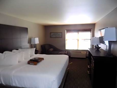 Standard King Room